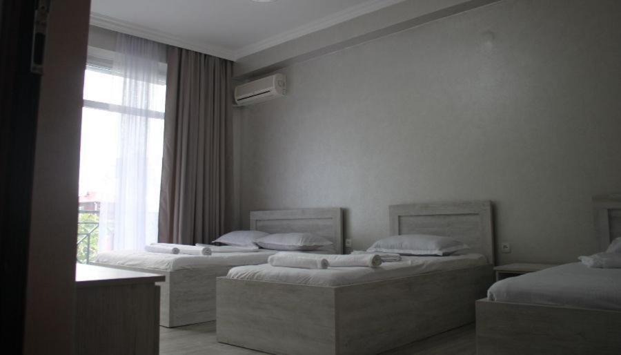 Rio Gonio Hotel Bagian luar foto
