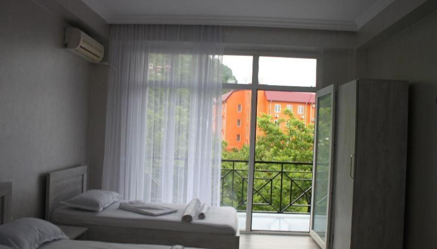 Rio Gonio Hotel Bagian luar foto