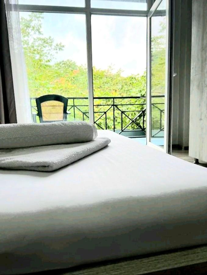 Rio Gonio Hotel Bagian luar foto